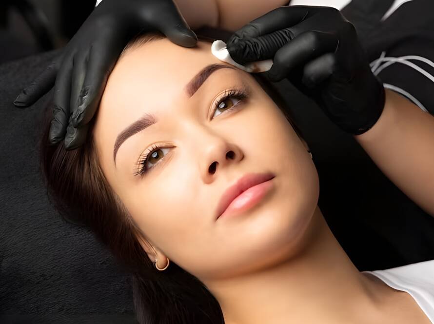 Eyebrow microblading